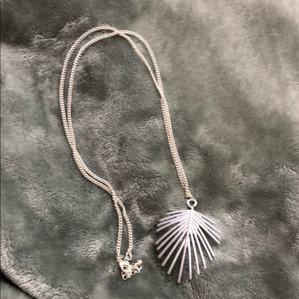 Leaf necklace